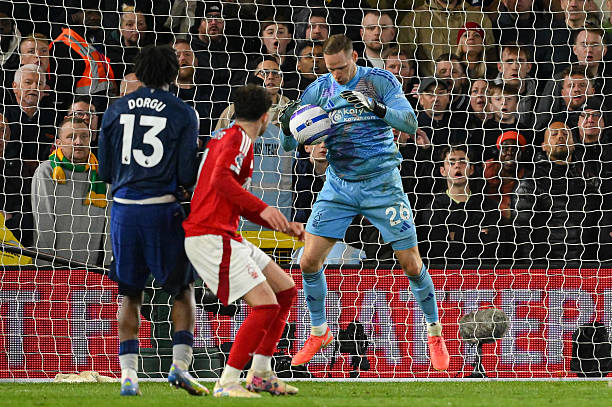 间的正面交 间的正面交