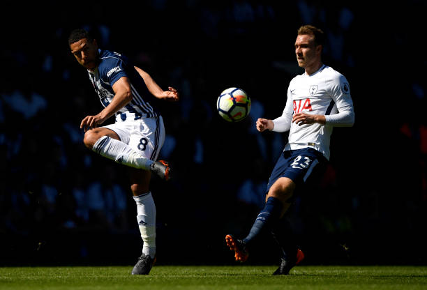 每当我们谈 每当我们谈